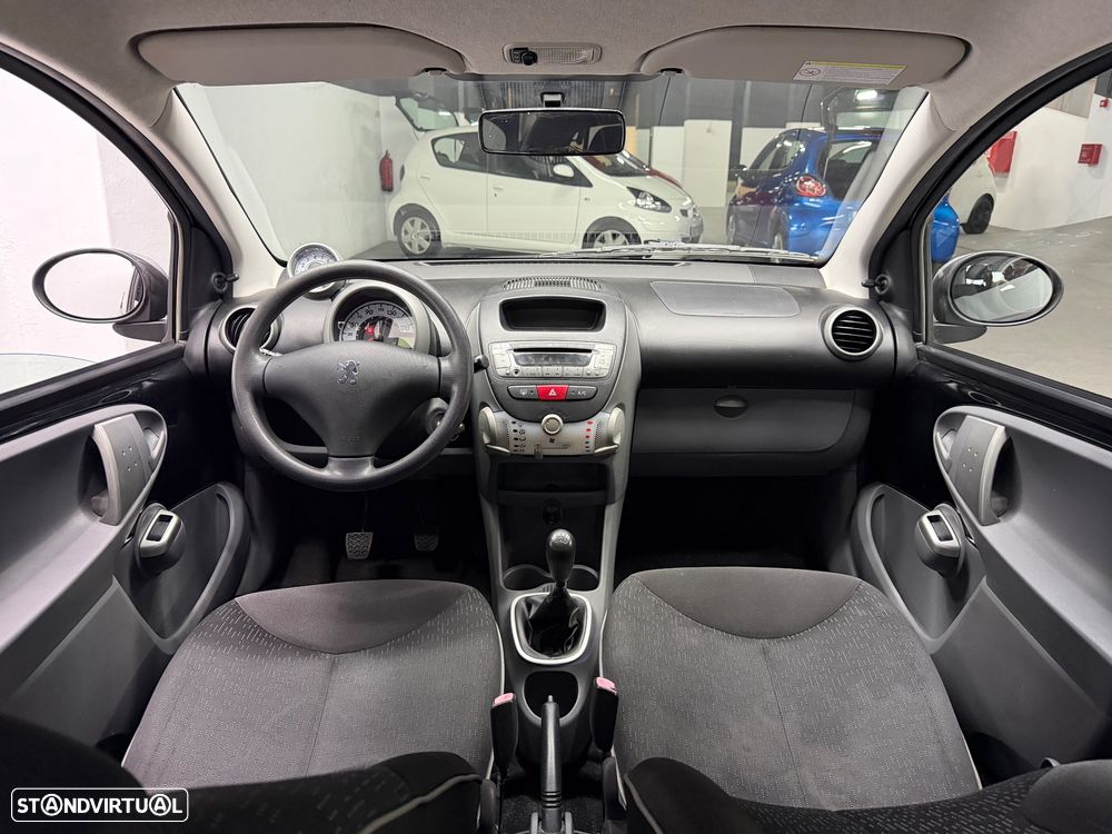 Peugeot 107 1.0 Urban Style - 10