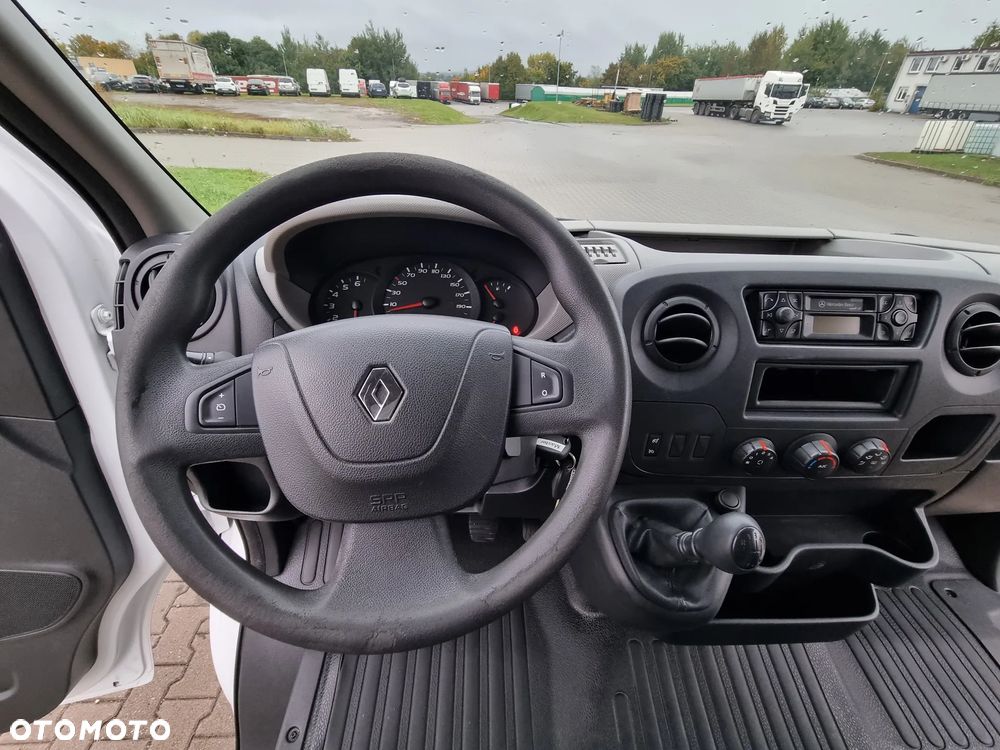 Renault Master - 22