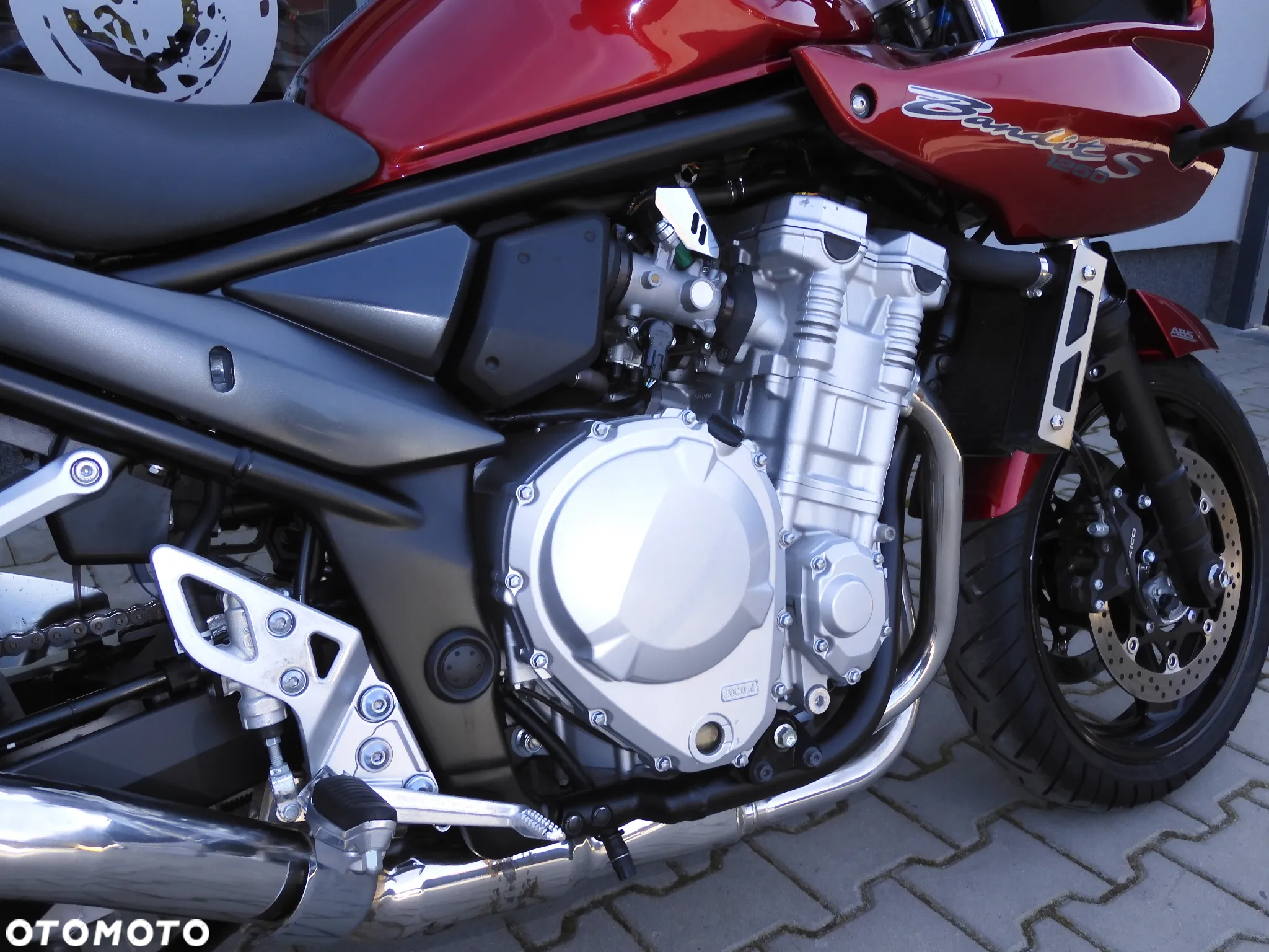 Suzuki Bandit - 10