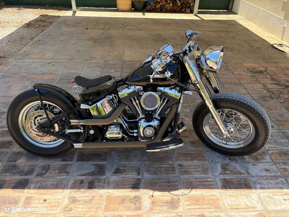Harley-Davidson FLSTC BOBBER - 1