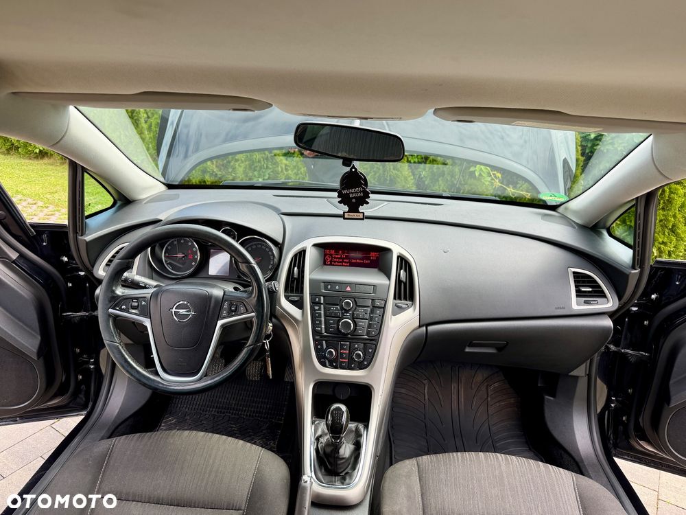 Opel Astra 1.4 Turbo - 22