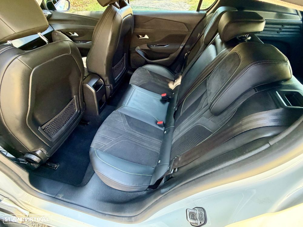 Peugeot 308 1.2 PureTech Allure Pack - 8