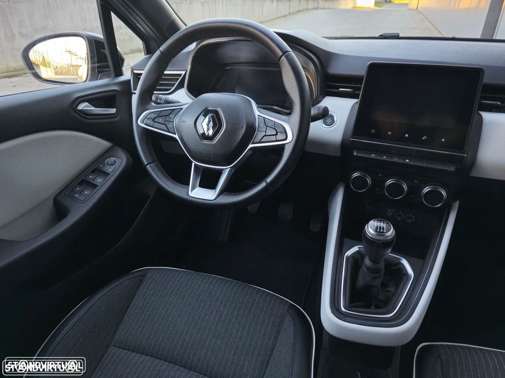 Renault Clio 1.0 TCe Techno - 18