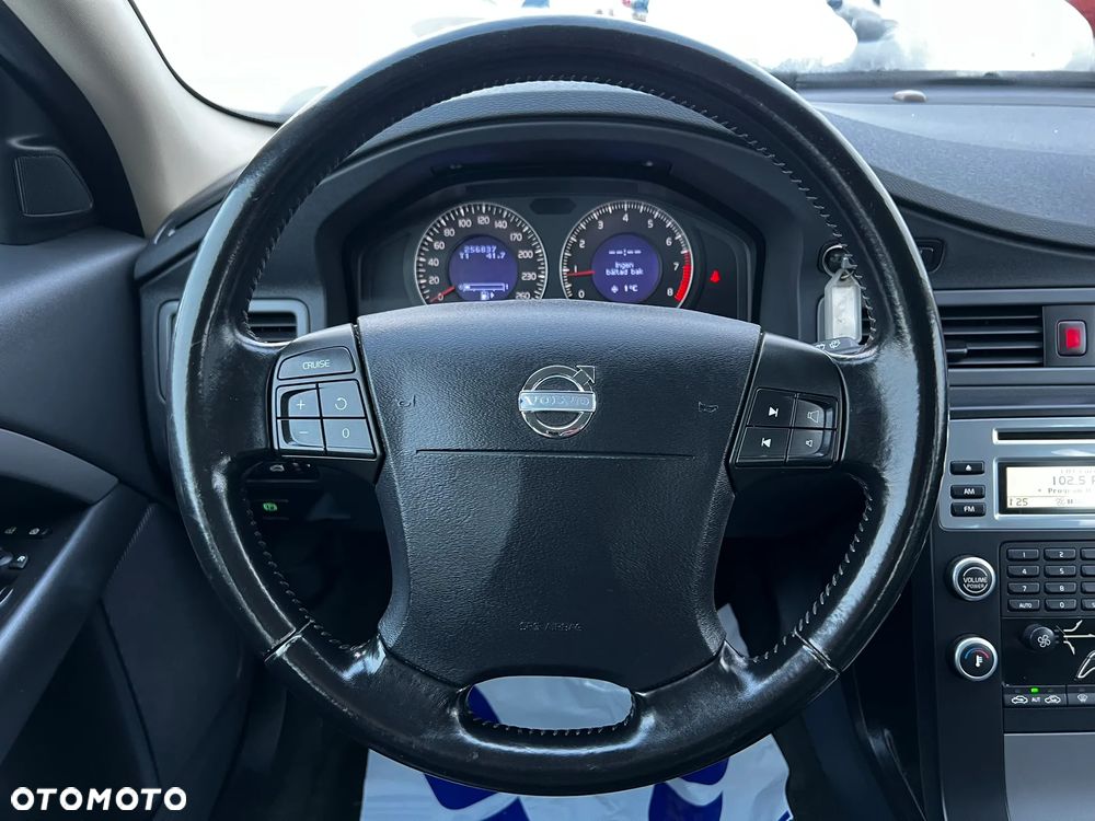 Volvo V70 2.0 Kinetic - 20