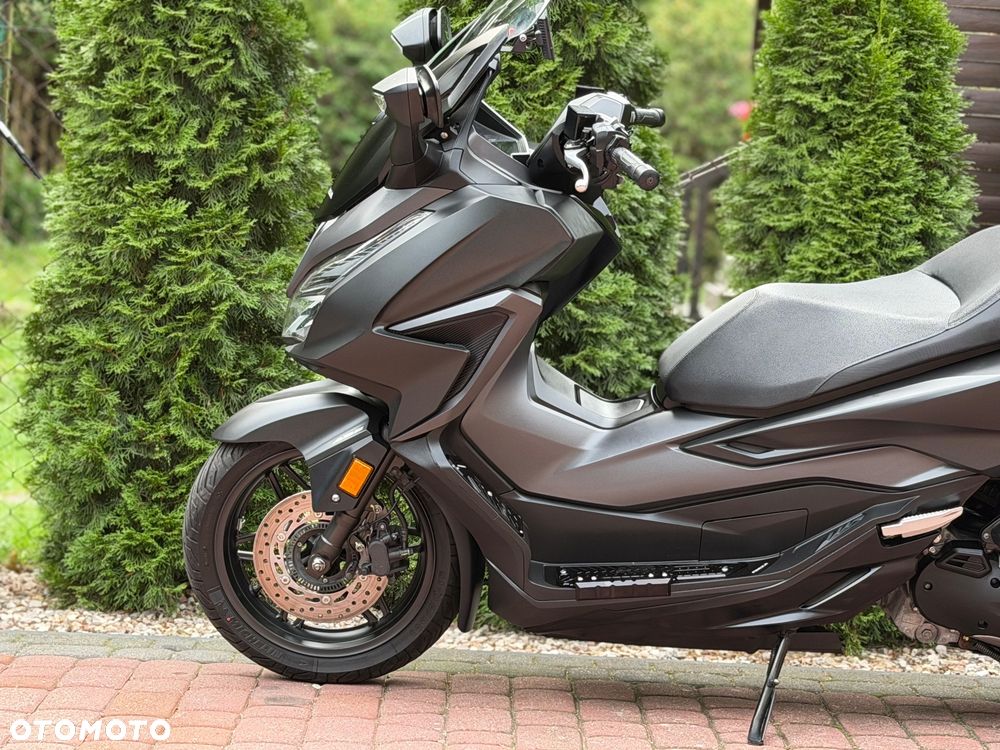 Honda NSS - 19