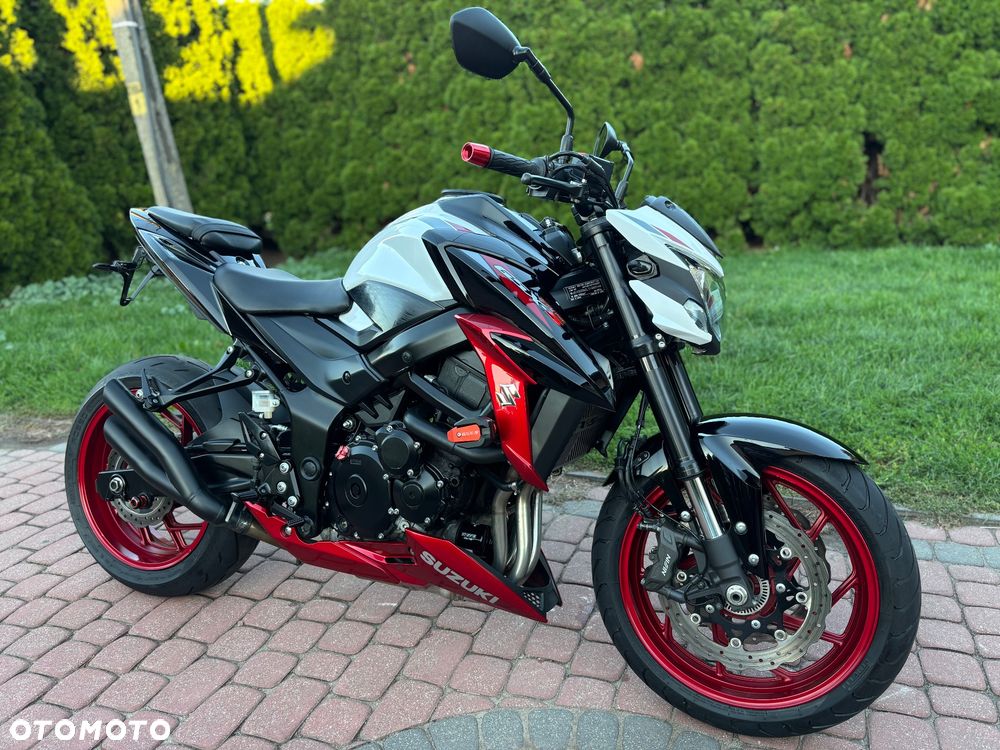 Suzuki GSX - 1
