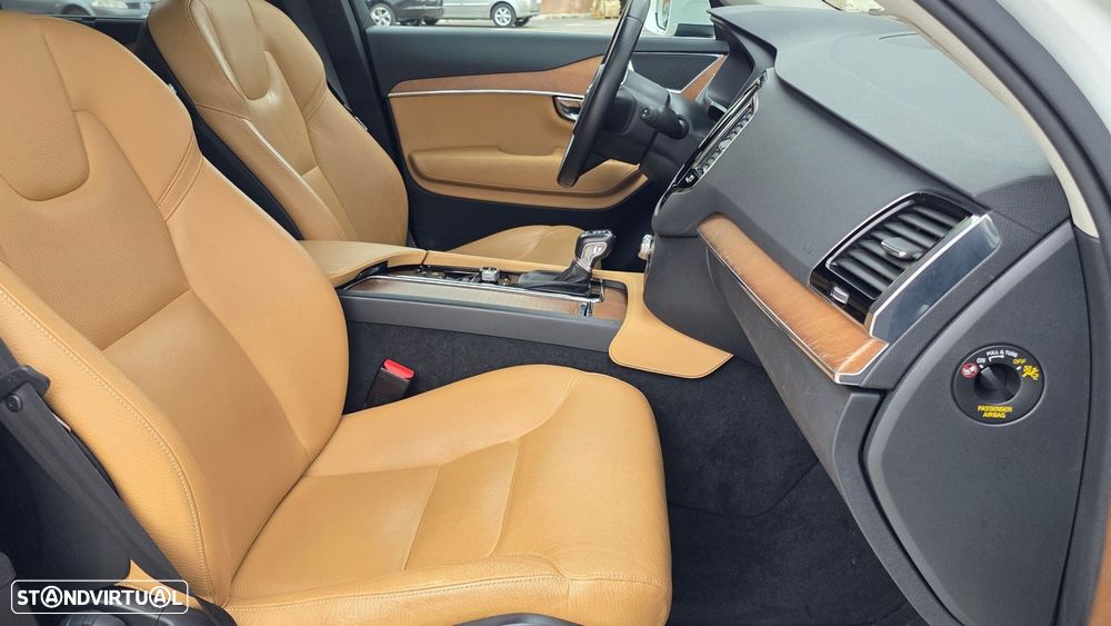 Volvo XC 90 2.0 D4 Momentum - 35