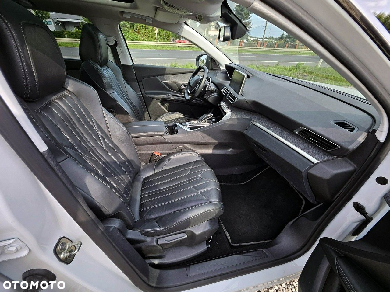 Peugeot 5008 PureTech 180 EAT8 Stop & Start Crossway - 27