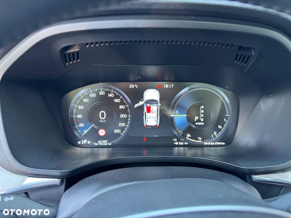 Volvo XC 60 T8 AWD Plug-In Hybrid Inscription - 24