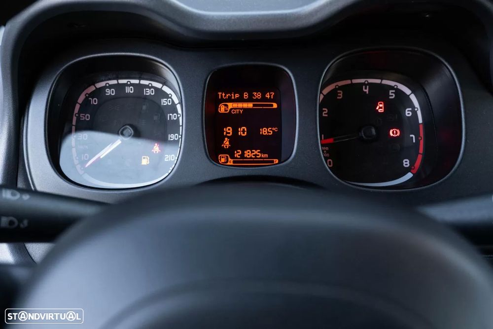 Fiat Panda 1.0 Hybrid Cross - 18