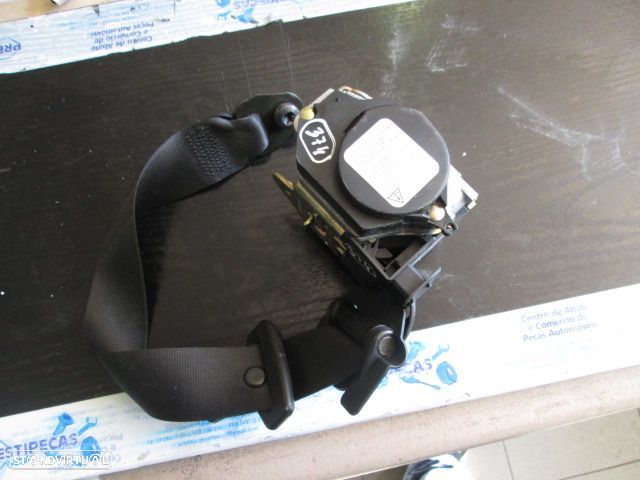 Pre-Tensor 8266743 BMW E65 2003 FE - 1