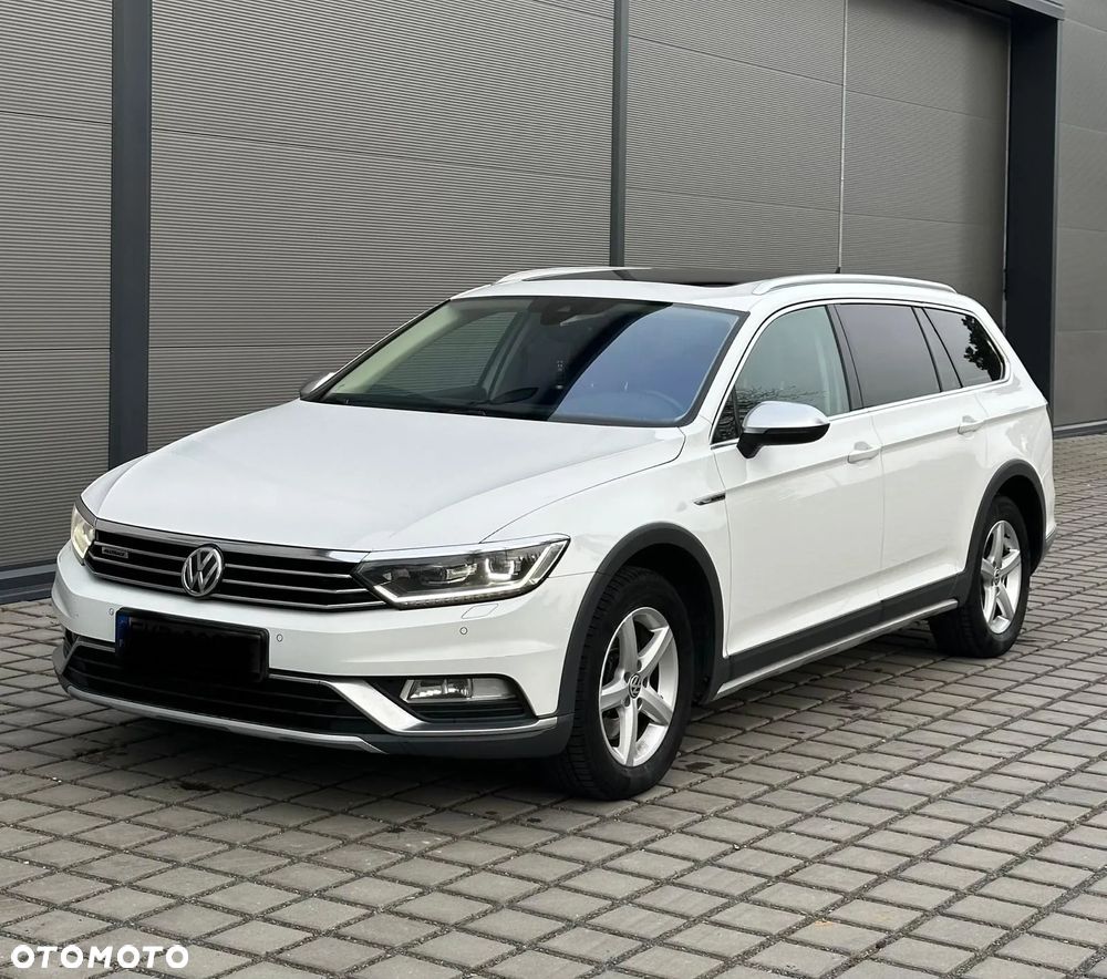 Volkswagen Passat 2.0 TDI SCR 4Mot DSG Comfortline - 1