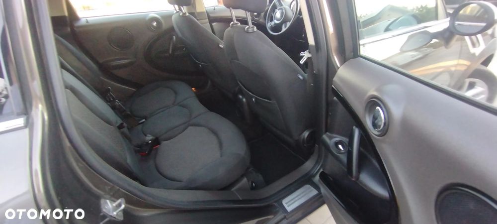 MINI Countryman One D - 9