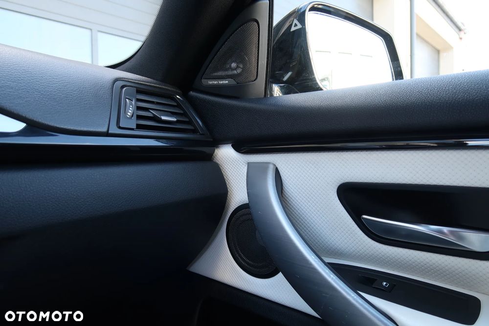 BMW Seria 4 435i xDrive M Sport - 27