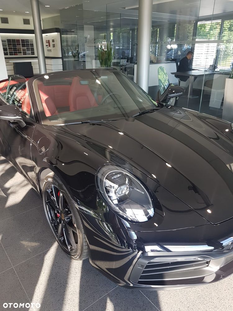 Porsche 911 Carrera 4S - 1