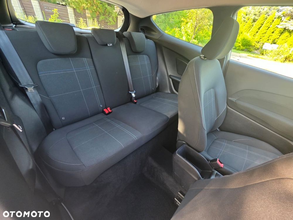 Ford Fiesta 1.1 S&S COOL&CONNECT - 25
