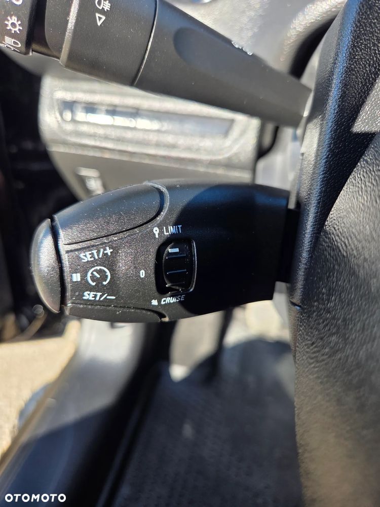 Peugeot 208 68 VTI Active - 24