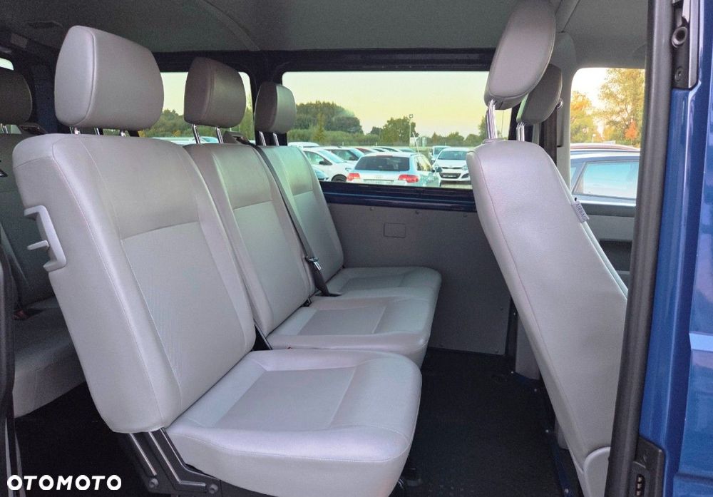 Volkswagen Transporter - 26