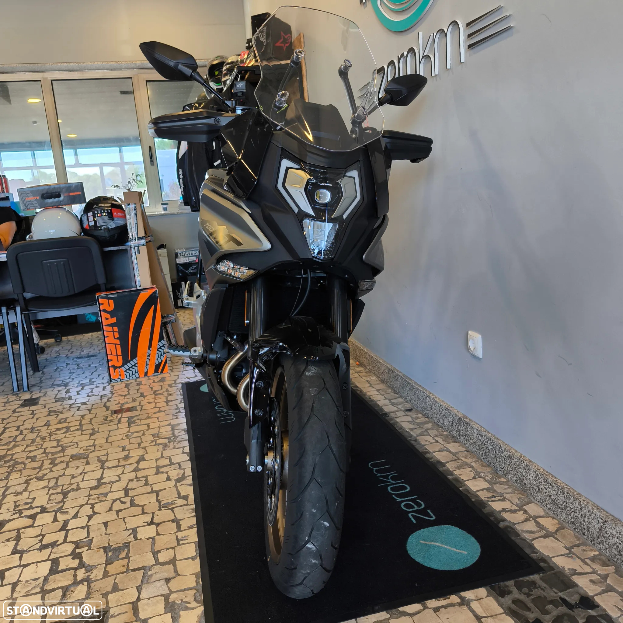 CF Moto 700MT - 3