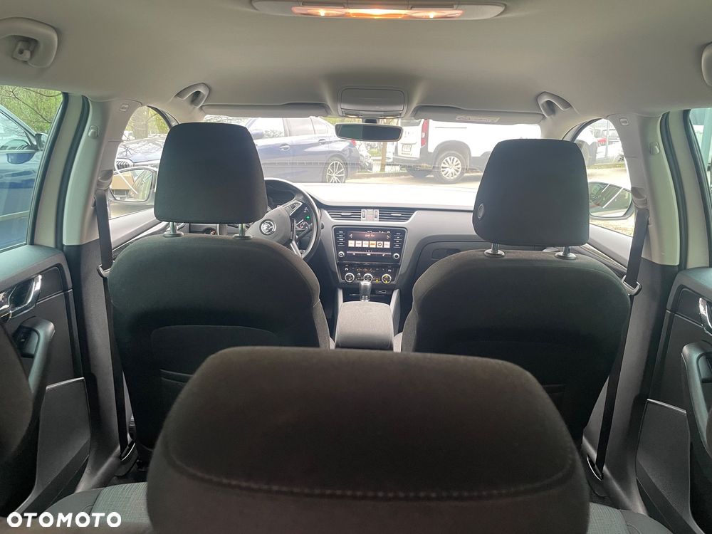Skoda Octavia 2.0 TDI Ambition DSG - 11