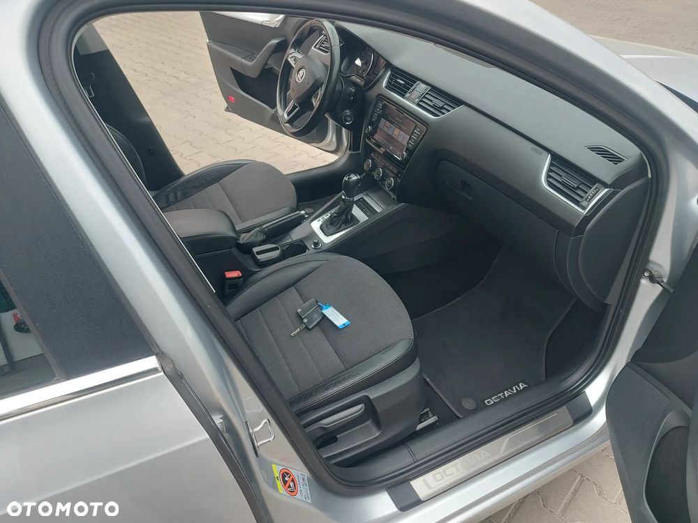 Skoda Octavia 1.4 TSI Green tec DSG Ambition - 14