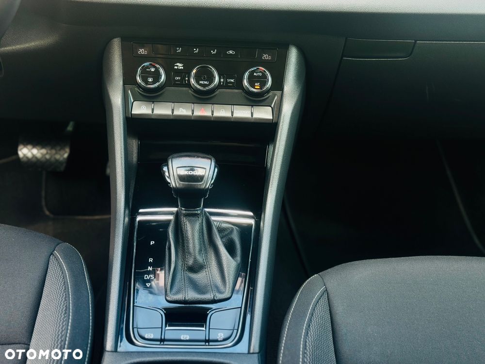 Skoda Karoq 2.0 TDI SCR DSG Clever - 12