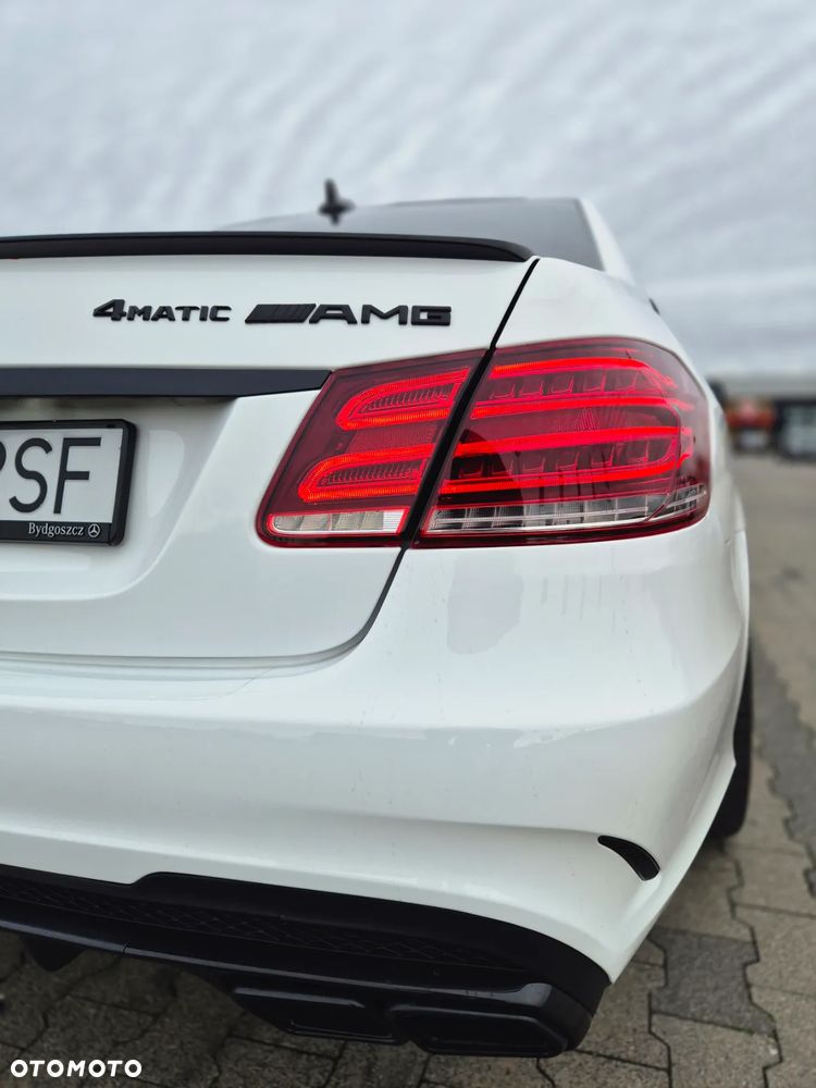 Mercedes-Benz Klasa E 400 4-Matic Avantgarde - 26