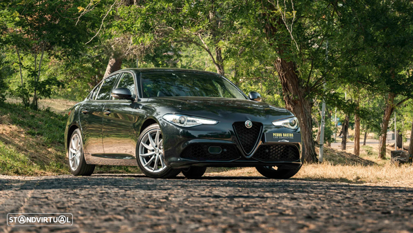 Alfa Romeo Giulia 2.2 D Sprint AT8