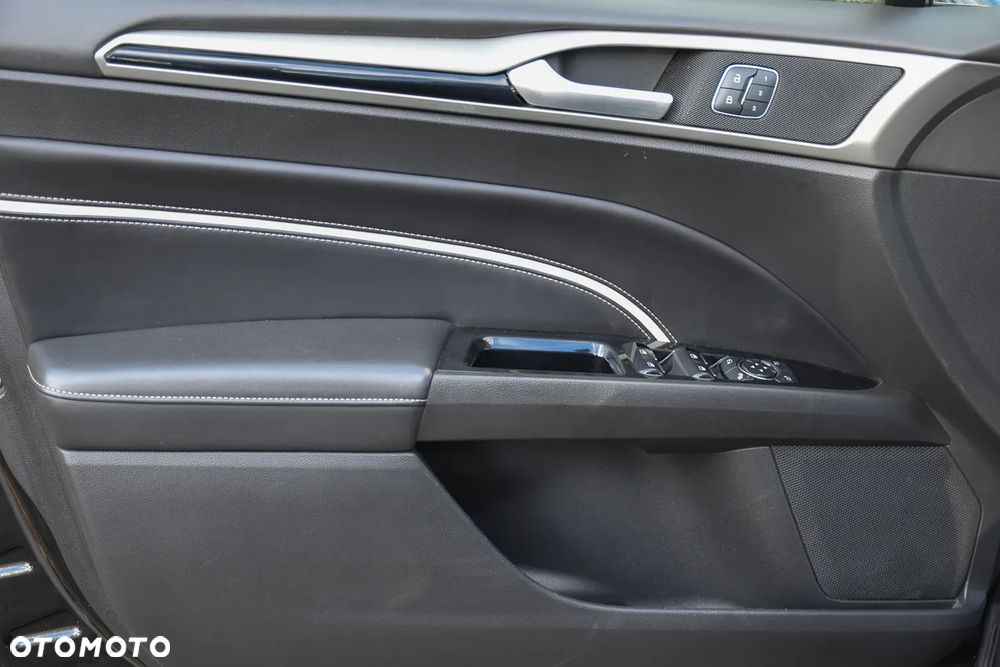 Ford Mondeo 2.0 TDCi Bi-Turbo PowerShift-Aut Vignale - 19