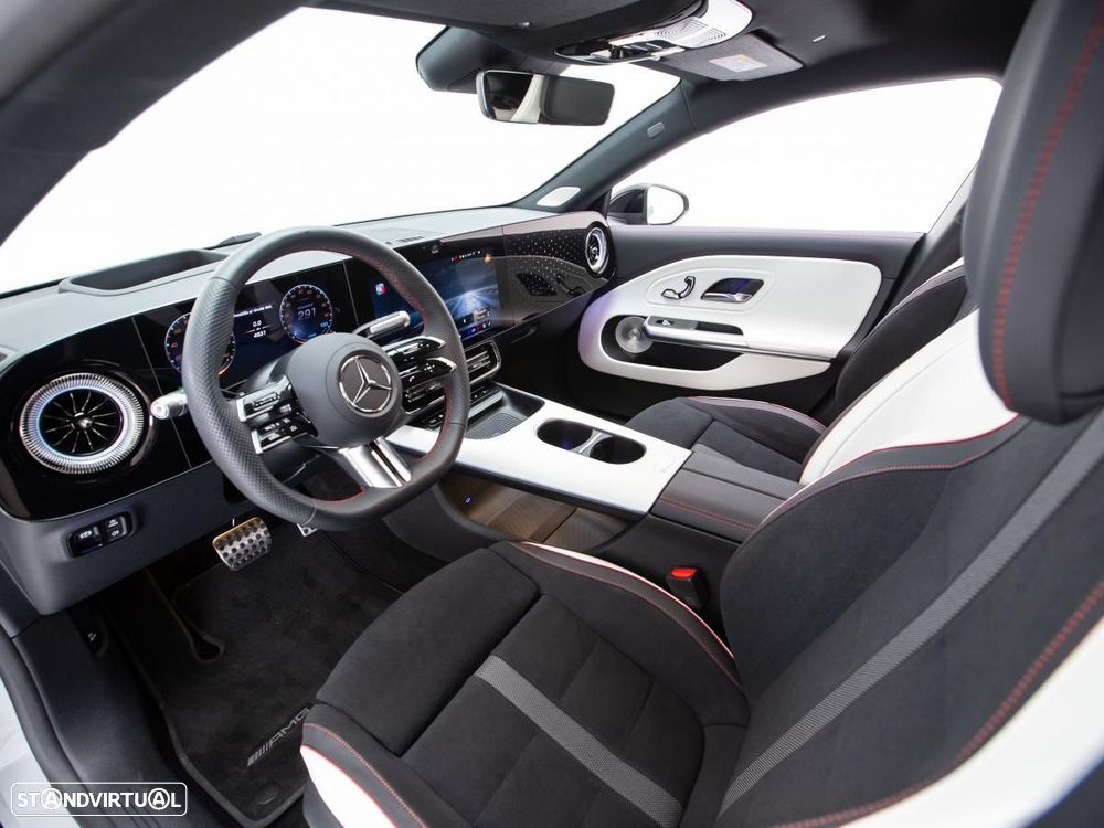 Mercedes-Benz CLA 350 EQ 4Matic - 9