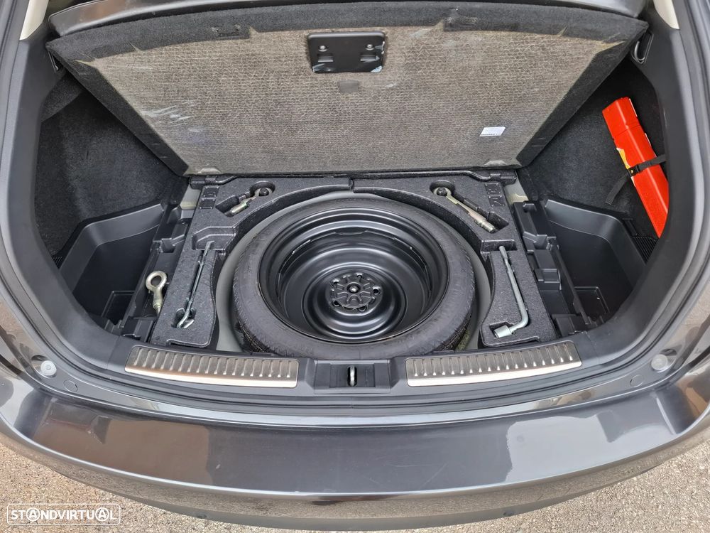 Mazda 6 M6 2.2 SKY-D Excellence AT P.Leather+Cruise Pack+TAE+Navi - 45