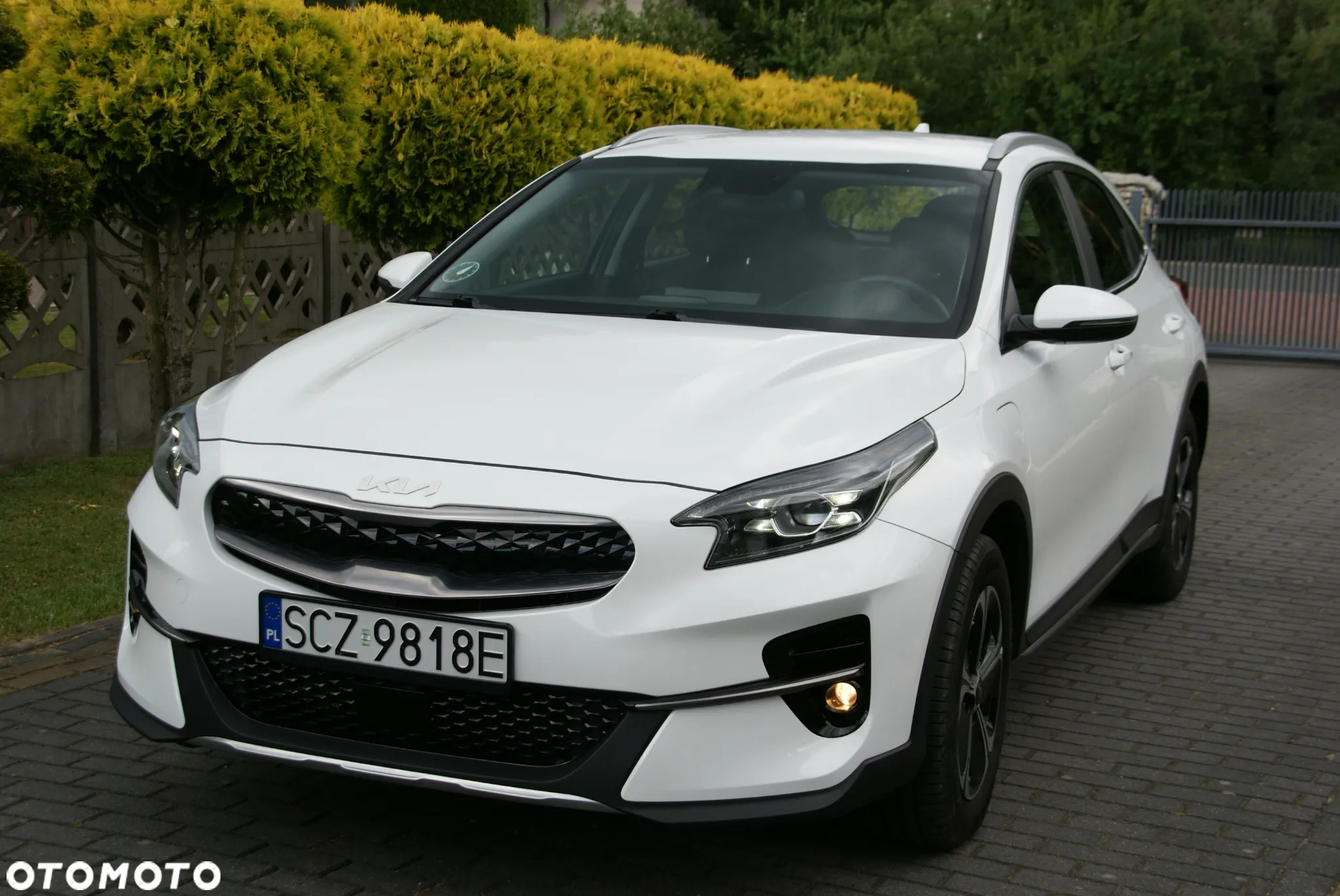 Kia XCeed 1.6 GDI DCT6 OPF Plug-in-Hybrid PLATINUM - 2
