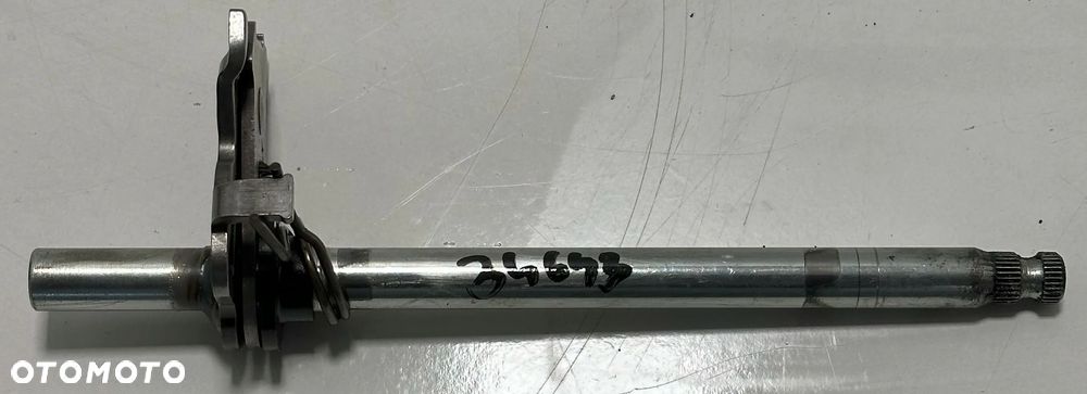 KTM Duke 125 Wałek zmiany biegów Wybierak - 1