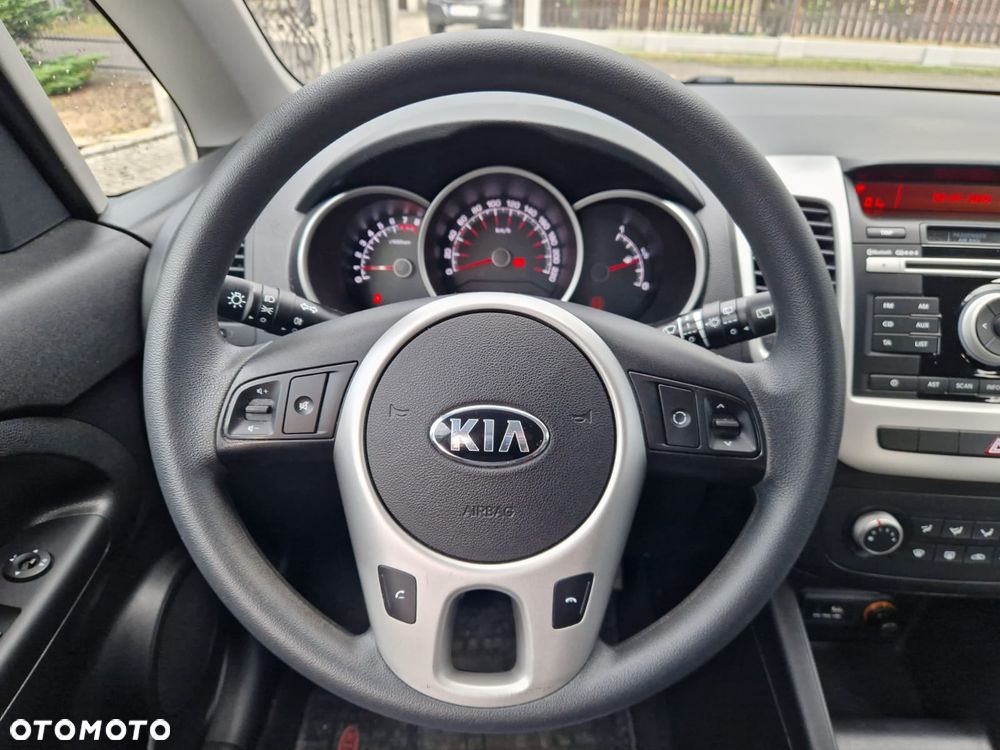 Kia Venga 1.4 CVVT Dream Team Edition - 16