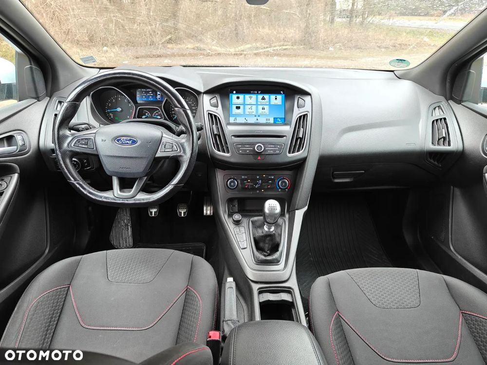 Ford Focus 1.5 EcoBoost STart-Stopp-System ST-LINE - 13