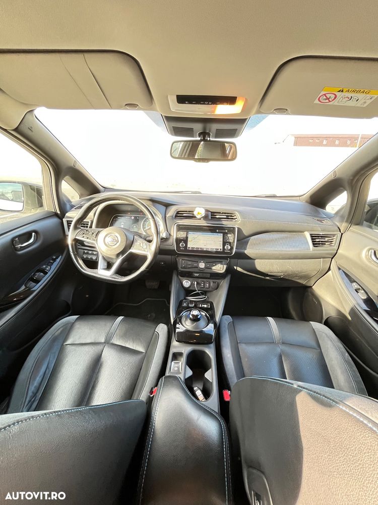 Nissan LEAF Tekna - 7