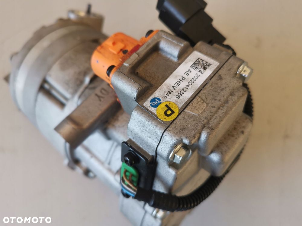 KIA CEED III LIFT X-CEED HYBRYDA SPREZARKA KLIMATYZACJI 97701-G2800 - 6