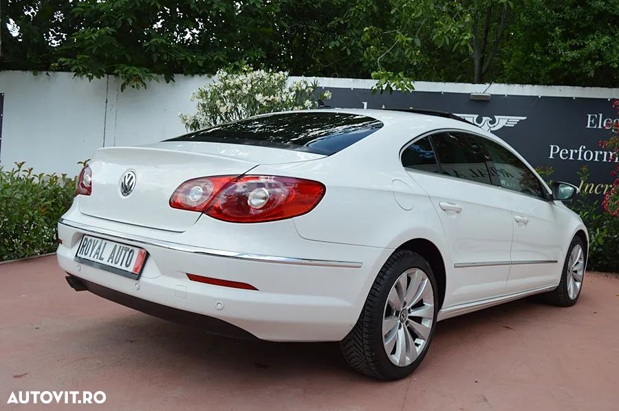 Volkswagen Passat CC - 20