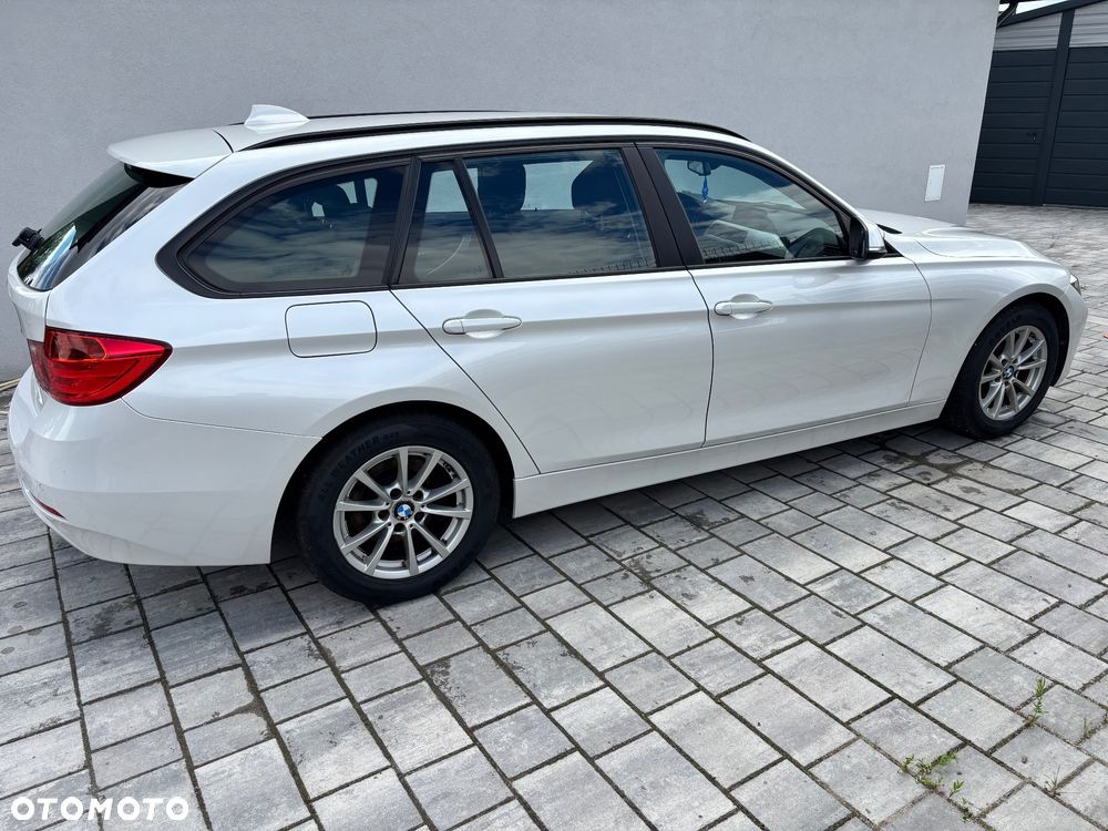 BMW Seria 3 316d - 10