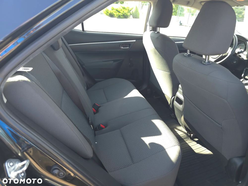 Toyota Corolla 1.6 Active - 13
