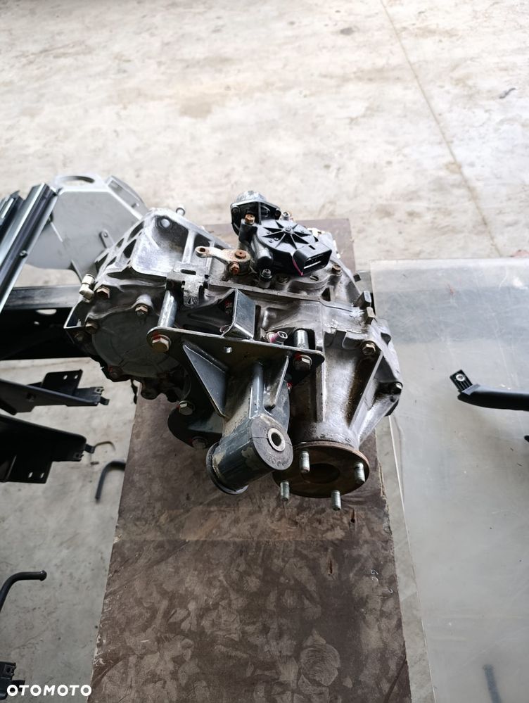 REDUKTOR SKRZYNII BIEGÓW IVECO DAILY 4X4 EURO 6 - 7