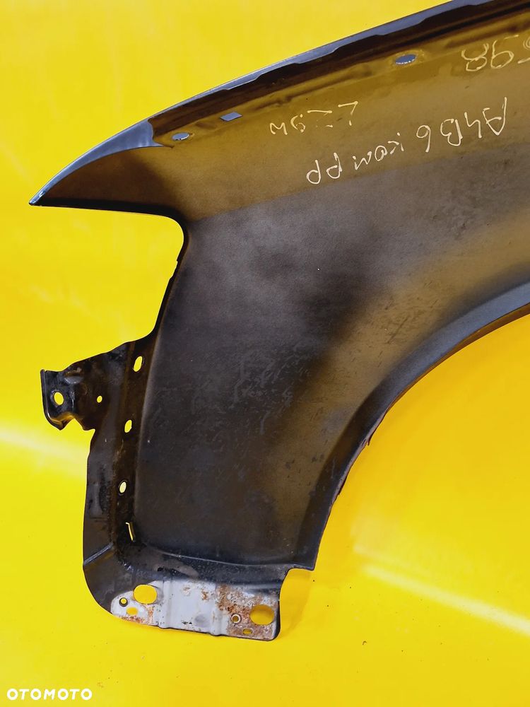 BŁOTNIK PRAWY PRZÓD PRZEDNI AUDI A4 B6 LAK: LZ9W NR598 - 16