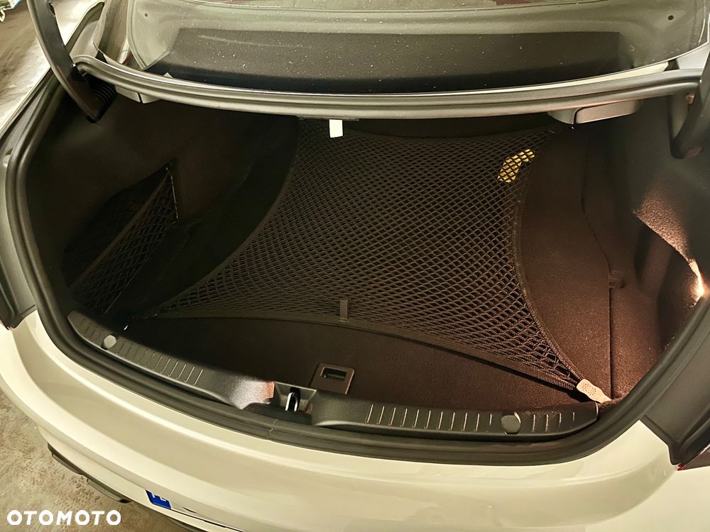Mercedes-Benz Klasa C 220 d 4MATIC 9G-TRONIC - 19