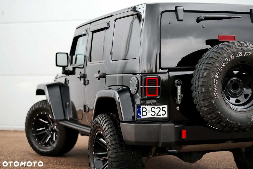 Jeep Wrangler 3.6 Unlim Sahara - 17