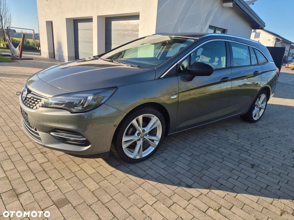 Opel Astra 2021 photo 2