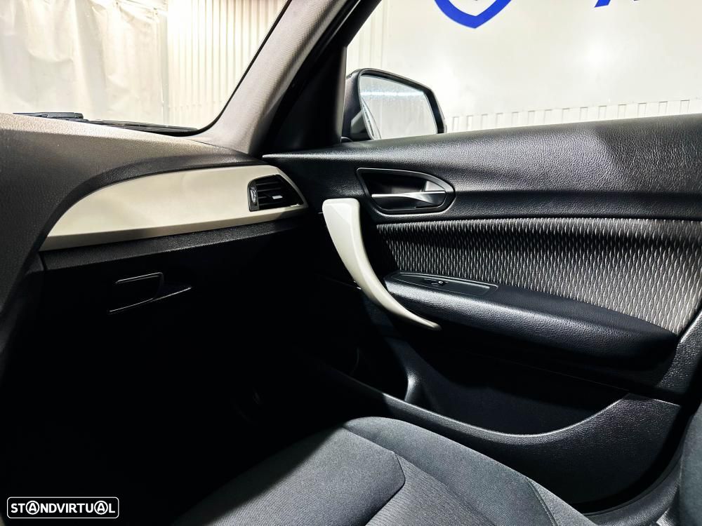 BMW 116 d Line Sport - 41