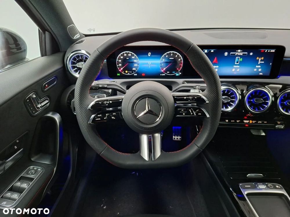 Mercedes-Benz A-Class 2025 photo 3