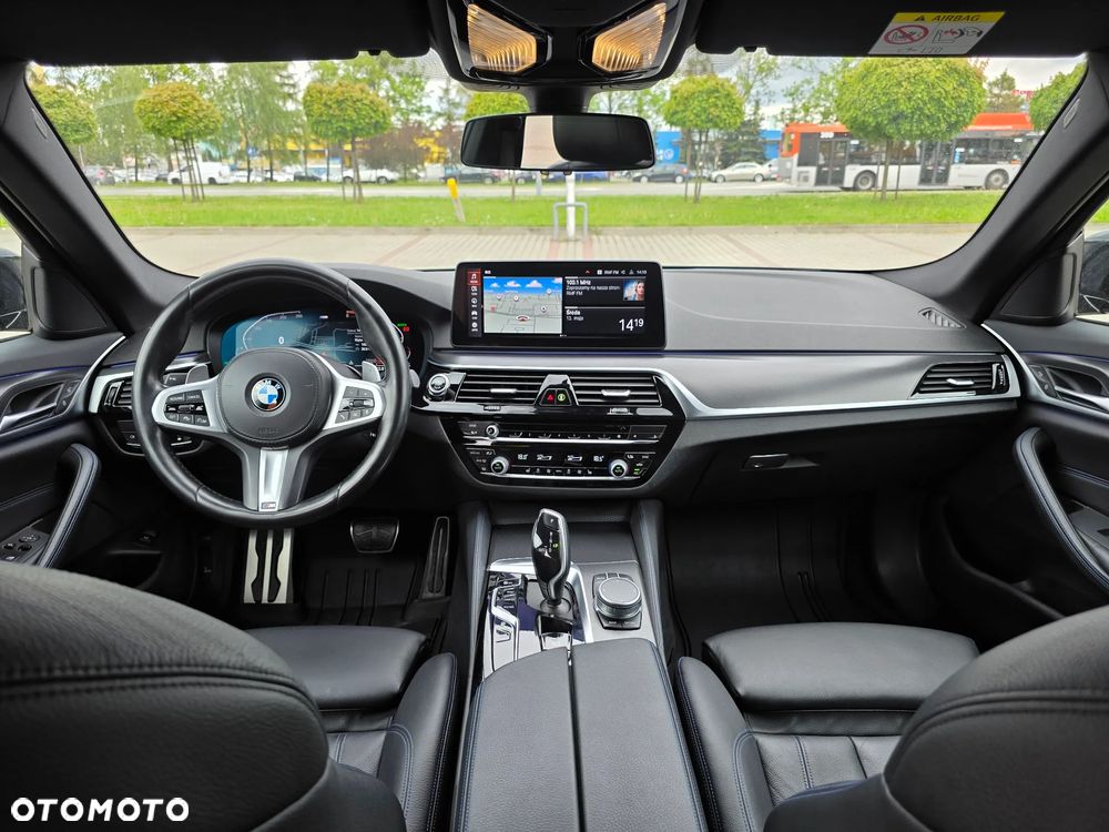 BMW Seria 5 518d M Sport sport - 10