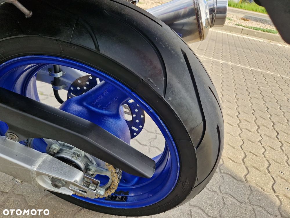 Suzuki GSX-R - 7