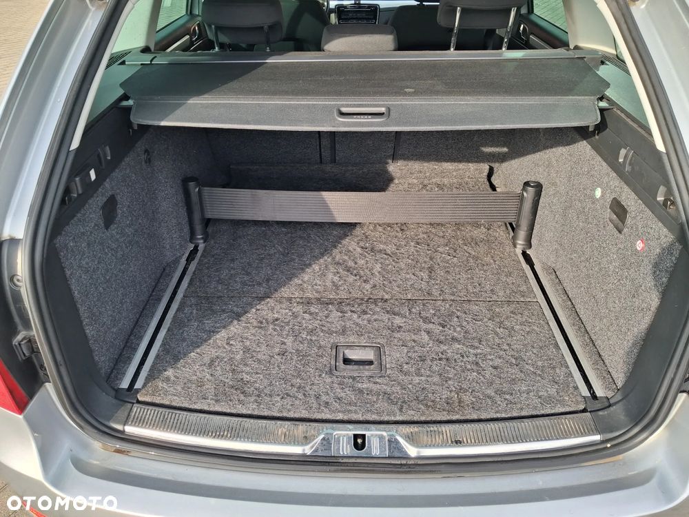 Skoda Superb 2.0 TDI DSG FAMILY - 7